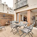 Orhy - 2 Et Terrasse à Porte Dauphine Appartement