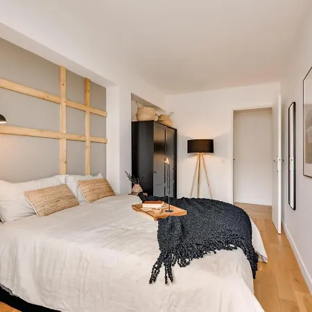 Appartement Orhy - 2 Et Terrasse à Porte Dauphine Paris