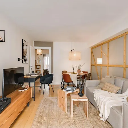 Orhy - 2 Et Terrasse à Porte Dauphine * Paris
